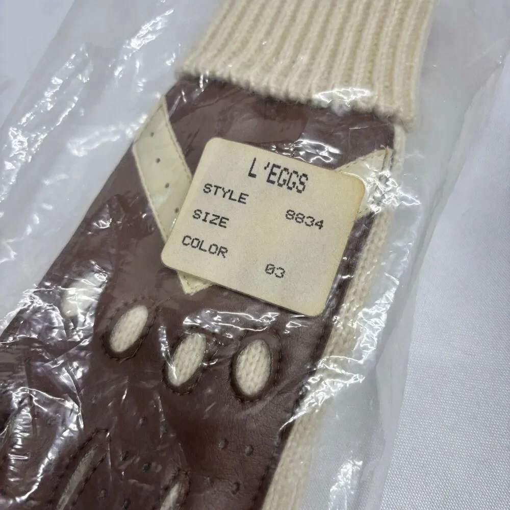 Vintage L’Eggs Style 8834 Gloves Brown Cream Knit Vinyl NOS New Old Stock Retro